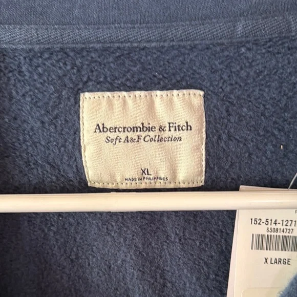 Abercrombie & Fitch Navy Sweatshirt - Picture 3 of 3